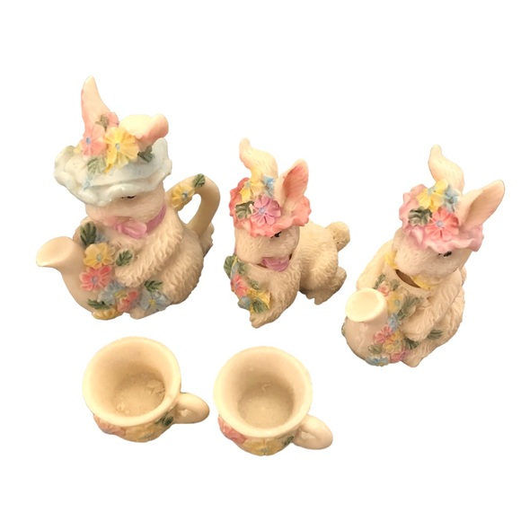 Easter Bunny Miniature Tea Set - Picture 4 of 7